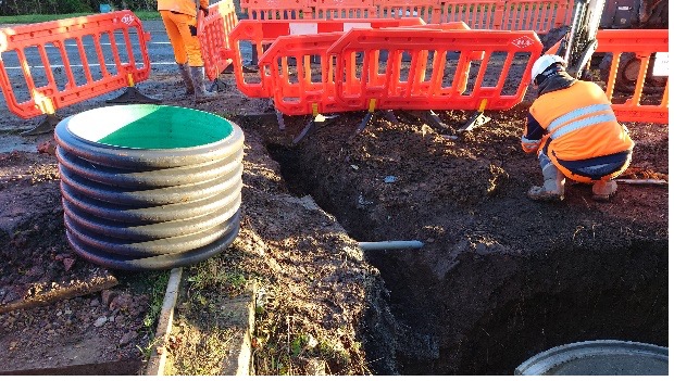 Preparation of gully connection into upstream manhole by 387 Birmingham Road.